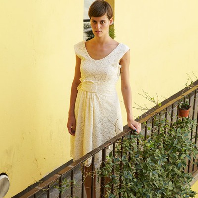 Poupee-Collection_PE2013E002_Corpetto-in-pizzo-E001_Trigonna-in-pizzo